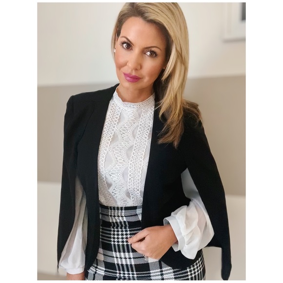 Jackets & Blazers - LAST ☝️ Chic Cape Open Front Blazer